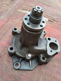 Vodná pumpa pre DT-75,TDT-55 - 6
