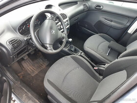 Peugeot 206 1,4i 55kW 2000rok, na díly - 6