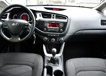 Kia Cee´d 1,6i TAŽNÉ ČR - 6