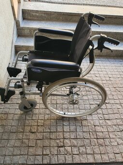invalidní vozík, šíře sedu 45 - 6