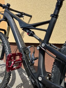 Specialized - vel M - 6