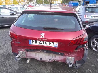 Peugeot 308 1.2 PURETECH - 6