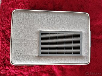 Přenosný gramofon SUPRAPHON model GE 101 - 6