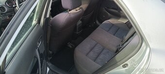 Mazda 6 GG sedan 2007 2.0 benzín - 6