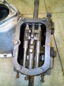 Hillman Minx převodovka, palivoměr - 6