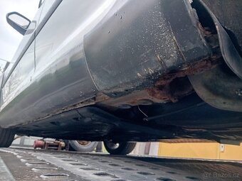 Škoda Octavia Scout 2.0 tdi 103kw 4x4 320t,km r 07 nepojizd - 6