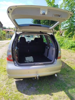 Mitsubishi Grandis 2,0 DID -- 7 Místné - 6