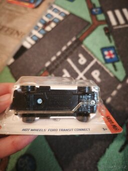 TH hot wheels 40 kč - 6