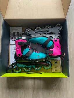 Kolečkové brusle Rollerblade velikost 33 - 36,5 - 6