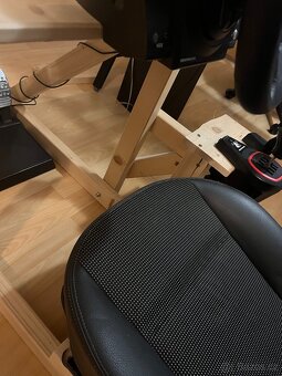 Thrustmaster TX + homemade Playseat - 6