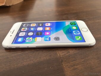 iPhone 7 128 GB – dobrý stav , nef.mikr. - 6