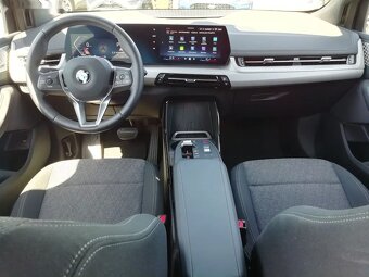 BMW Řada 2, 218i 100 kW Active Tourer - 6