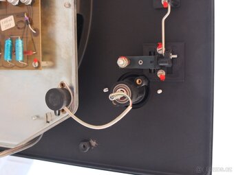 LENCO L75/200 gramofonové šasí--TESLA NZC 300 - 6