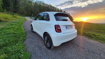 Fiat 500e icon 87kw, baterie 42kw r.v. 2021 - 6