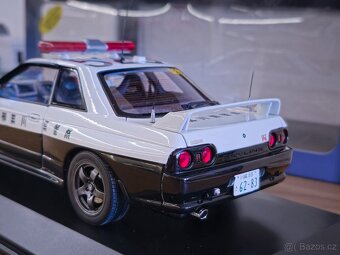 Nissan Skyline R32 Police 1:18 Autoart - 6