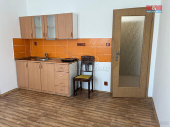 Prodej bytu 1+kk, 24 m², Louny, ul. Čs. armády - 6