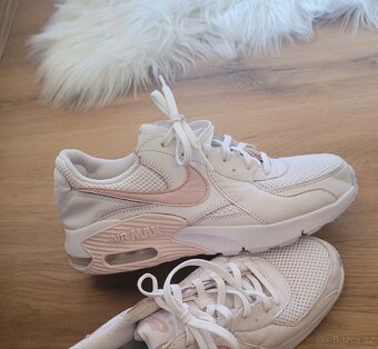 Nike air max dámské bílé letní tenisky 39 - 6