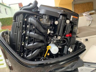 QUICKSILVER Activ 505 CABIN + MERCURY F80 + vlek - 6