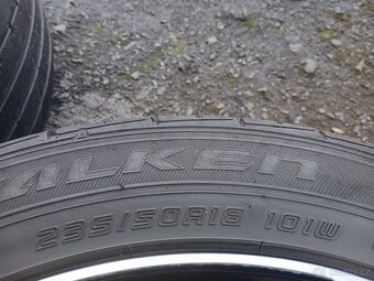 Prodám sadu ALU kol Brock 235/50 R18 letní - 6