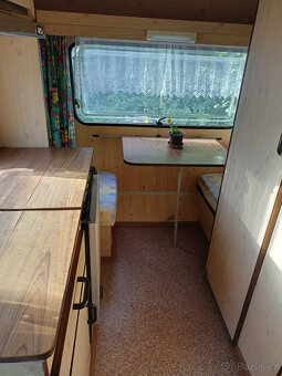 Obytný přívěs, menší karavan - 6