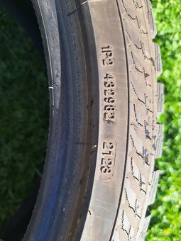 4X ZIMNÍ PNEU NOKIAN TYRES 235/40 R19 - 6