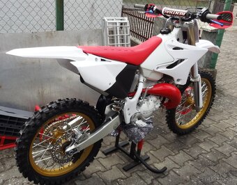 YAMAHA YZ 125 2003 - 6