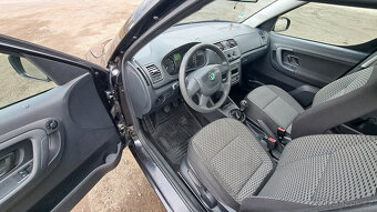 Škoda Roomster 1,2tsi 63kw, r.2010, 5míst - 6