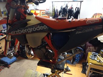 KTM exc 300 erzbergrodeo 2023 - 6