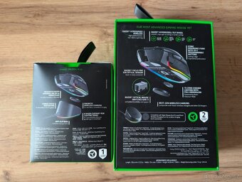Razer Basilisk V3 Pro + Mouse Dock Pro - 6