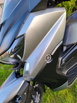 Yamaha X-Max 125i - 6