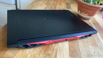 Herni notebook acer nitro 5 - 6