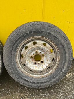 Pneu Continental Vance 2 - 215/70 - R15 - 6