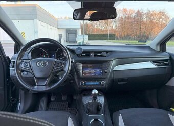 Toyota Avensis 2.0 D-4D Premium - 6