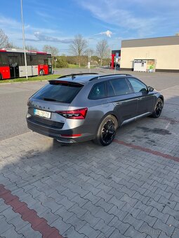 Superb Combi Sportline 4x4 147KW nezávislé topení - 6