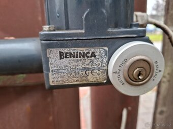 Vjezdová brána - 6