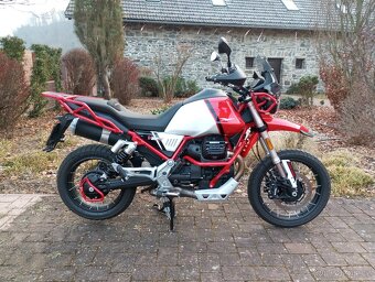 Moto Guzzi V 85 TT - 6