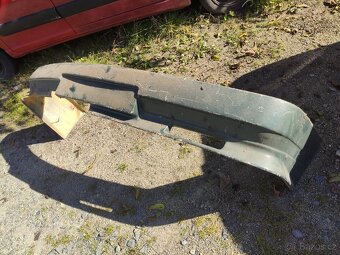 Tatra 613-4 - Přední nárazník poškozený - 6