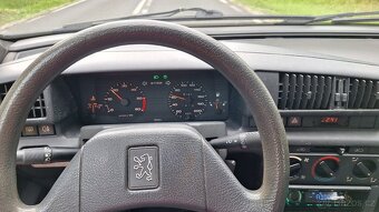 Peugeot 405 Break 1,8GRDt krásný youngtimer - 6