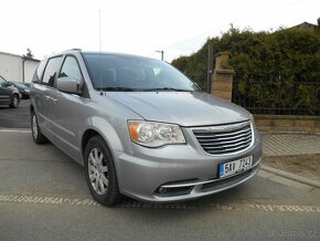 Chrysler Town Country 3,6 Stown Go  DVD 2015 NEW - 6