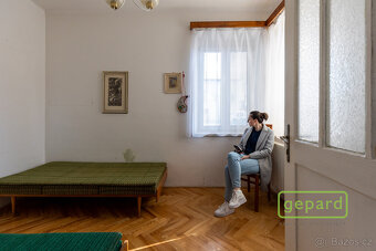 Prodej vícegeneračního domu, 2 x bytová jednotka - 6