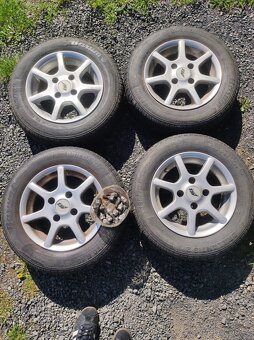 Prodám pneu+disky 165/70 R 13 - 6