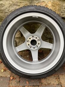 Zimní kola Mercedes AMG 235/40R18 TOP STAV - 6