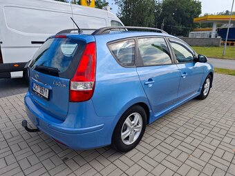 i30CW Trikolor 1.4i CVVT 80kW po 1. majiteli - 6