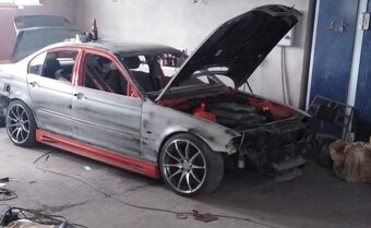 BMW E46 323i - 6