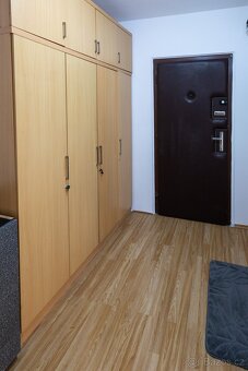 Pronájem bytu 4+1 72 m² Aubrechotvé, Praha - 6