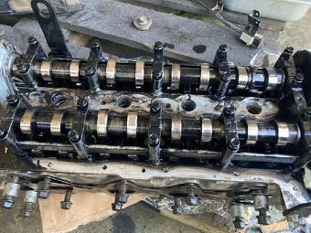 hyundai santa fe hlava motoru,vačky,vahadla,ventily - 6