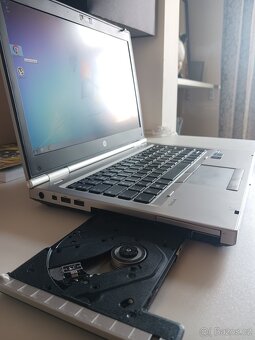 HP Elitebook - 6