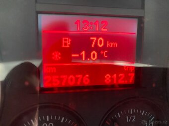 VW Touran 1.9 TDi - 6