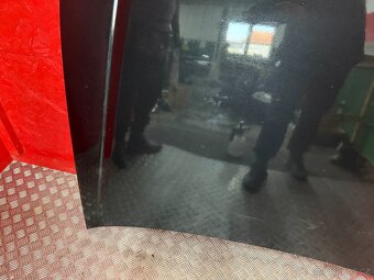 PŘEDNÍ KAPOTA AUDI A4 B7 ČERNÁ - 6