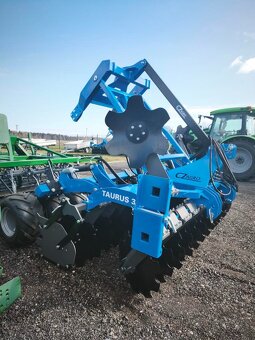 CZAGRO machinery TAURUS 300 - 6